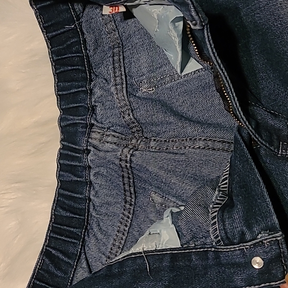 Distressed Boyfriend Jean's - Picture 6 of 7